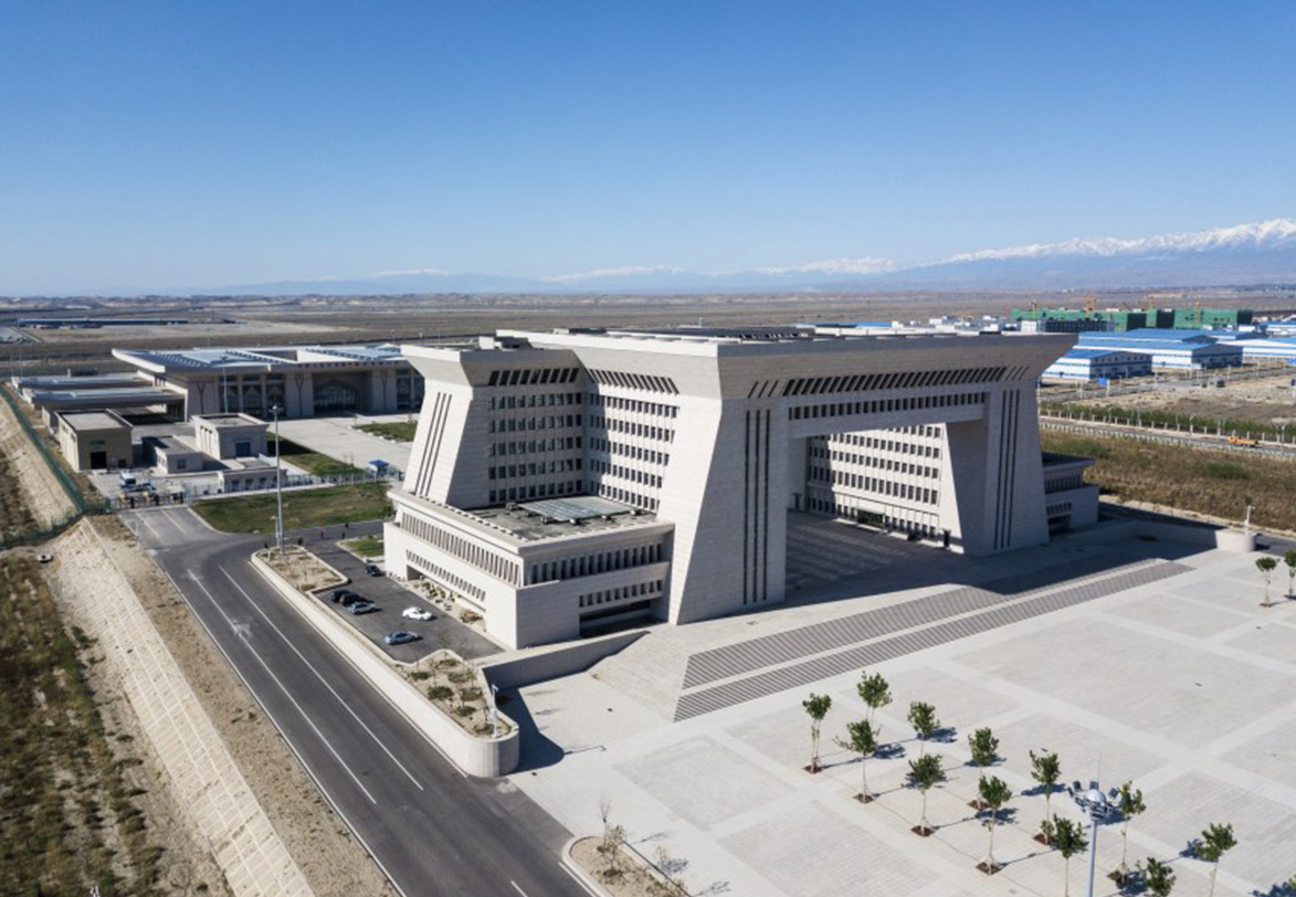 �޽�/װ�޹���